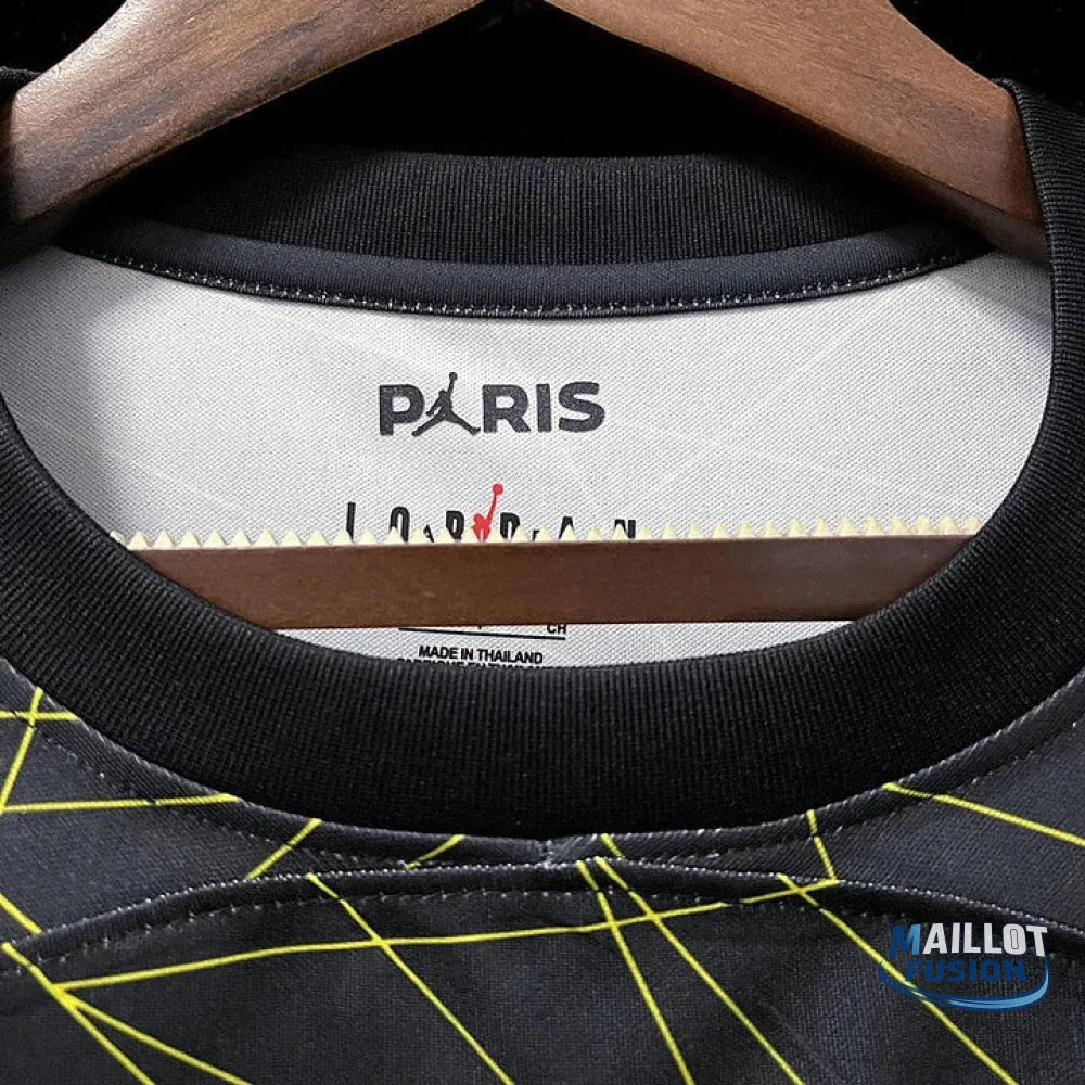 Maillot Paris Saint-Germain saison 2023-2024 édition fourth