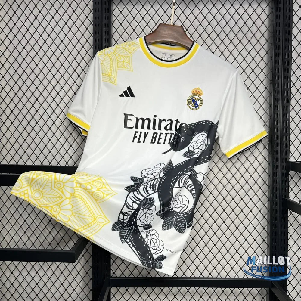 Maillot Real Madrid foot concept 2024 2025