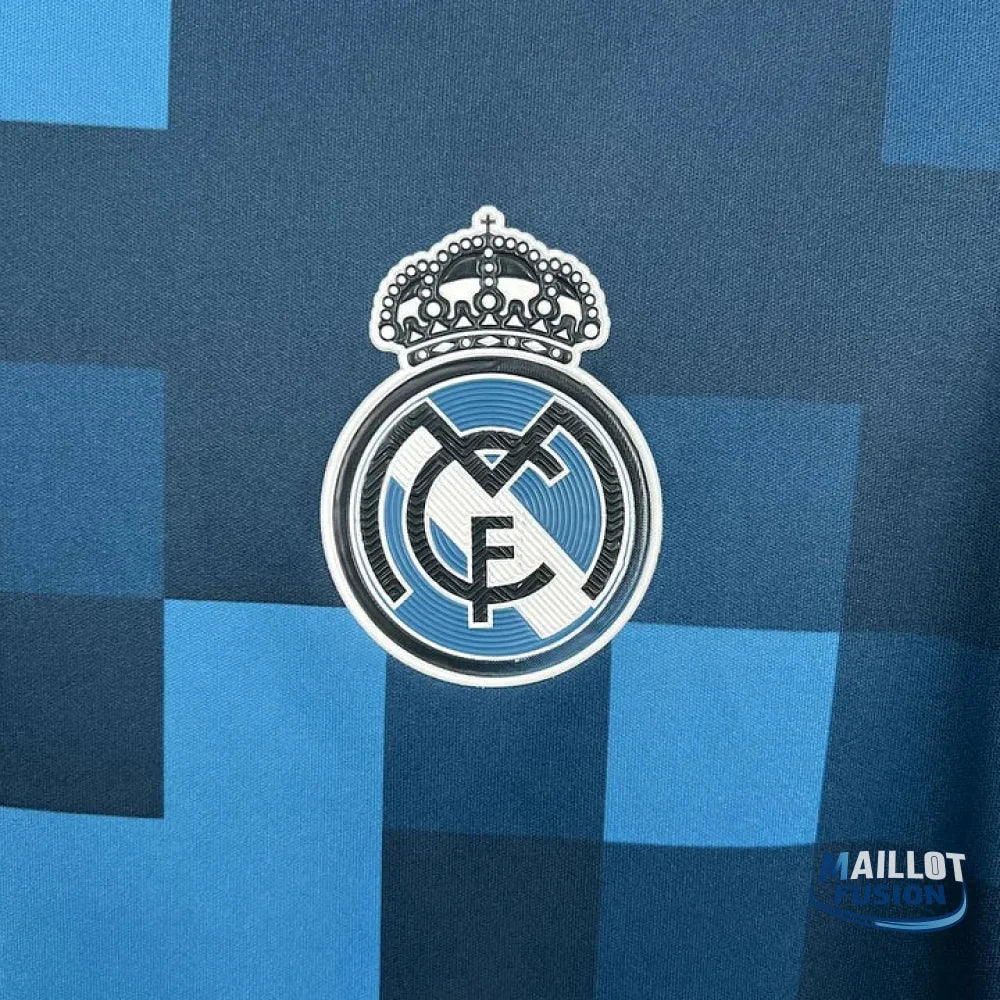 Real Madrid maillot foot 2017 2018 retro