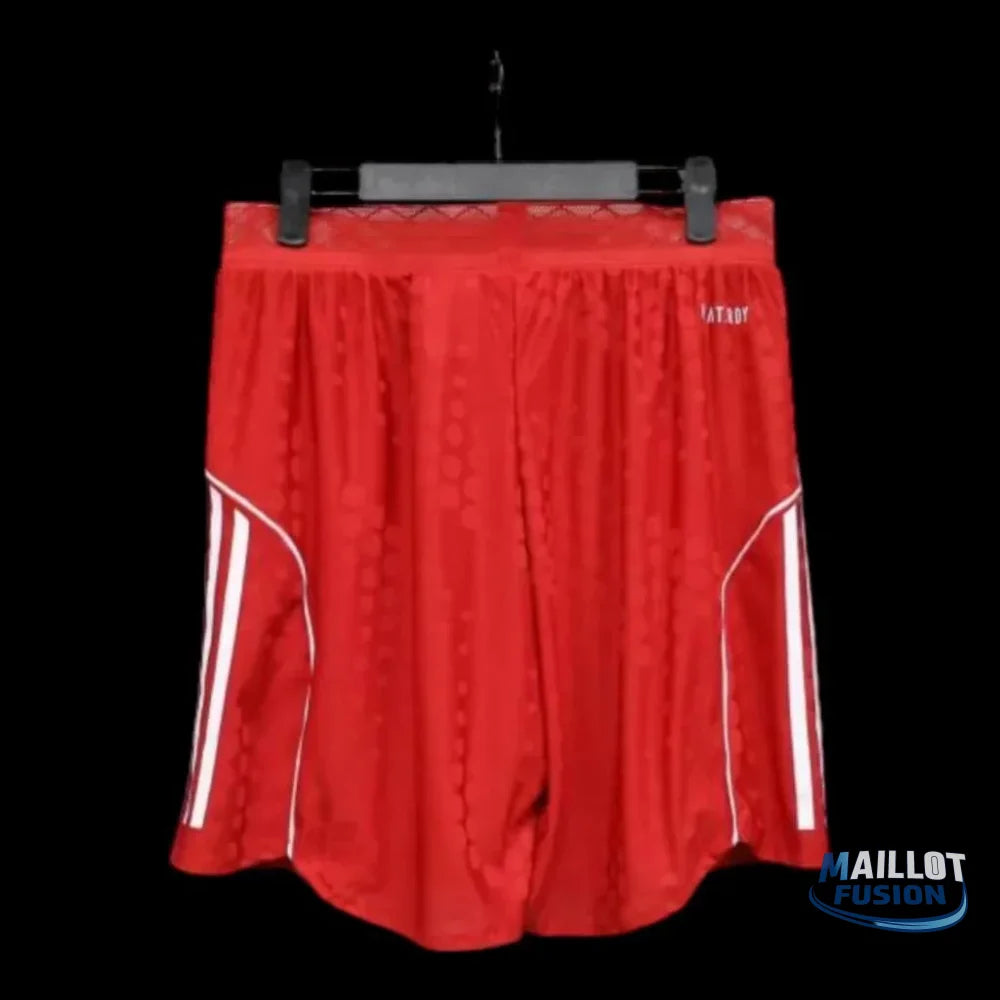 Short Liverpool 2025-26