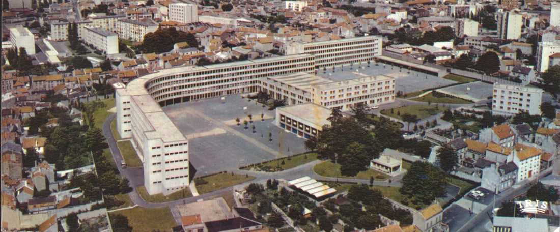 Quand nos maillots ont conquis le Collège Jean Jaurès