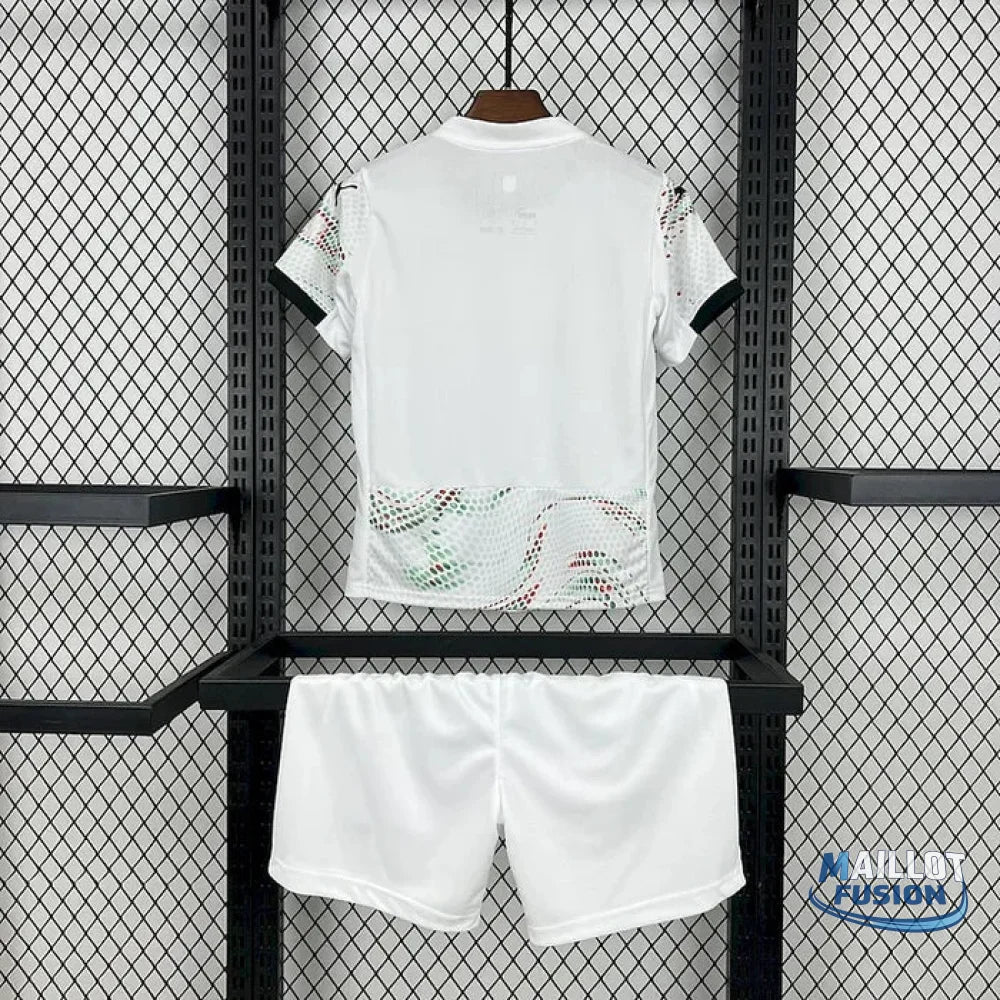 Kit Enfant Portugal Extérieur 2025/2026