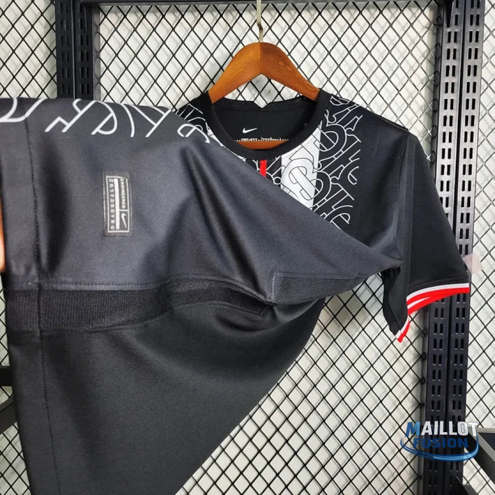 Maillot Angleterre foot concept 2024 2025 Burbery