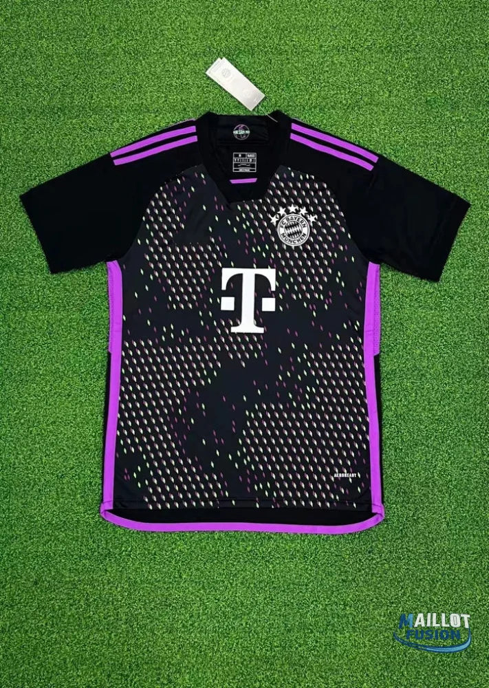 Maillot Bayern Munich saison 2023-2024 extérieur