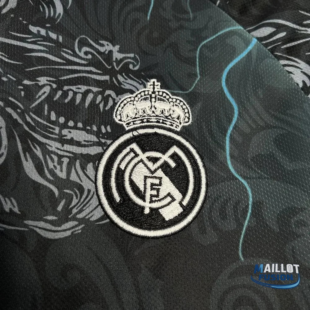 Maillot Real Madrid foot concept 2024 2025