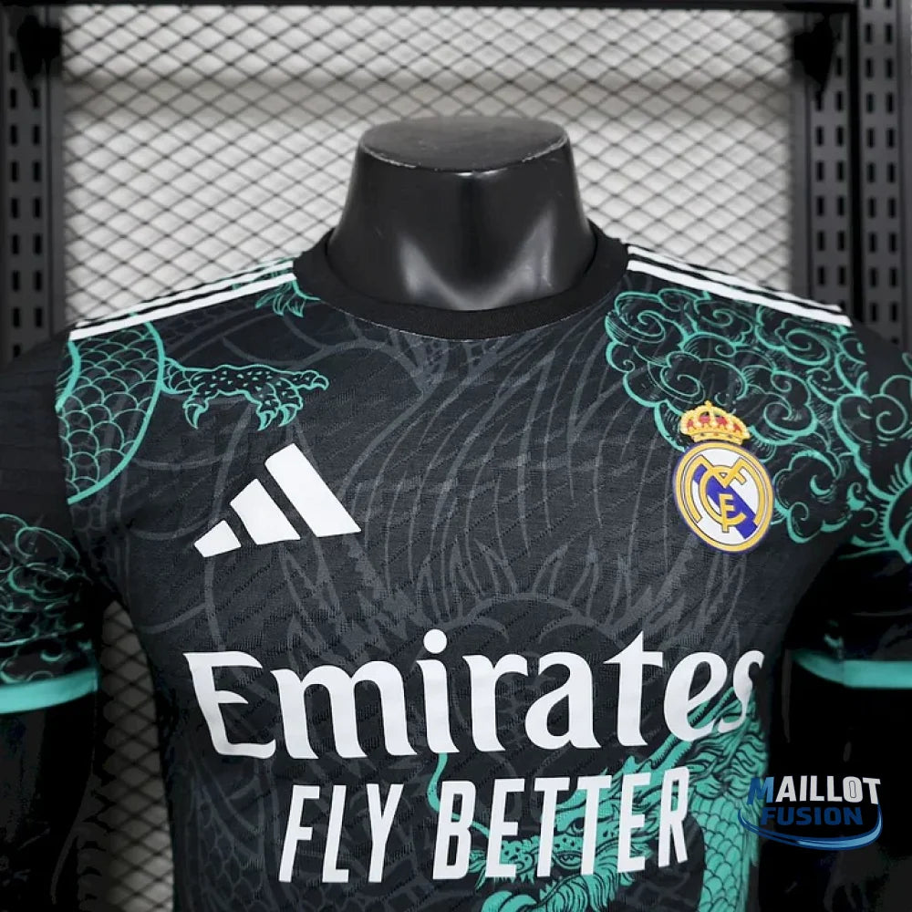 Maillot Real Madrid foot concept 2025 2026