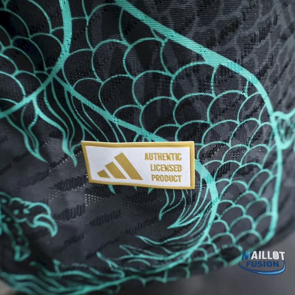 Maillot Real Madrid foot concept 2025 2026